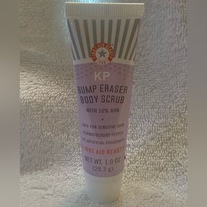 First Aid Beauty KP Bump Eraser Body Scrub